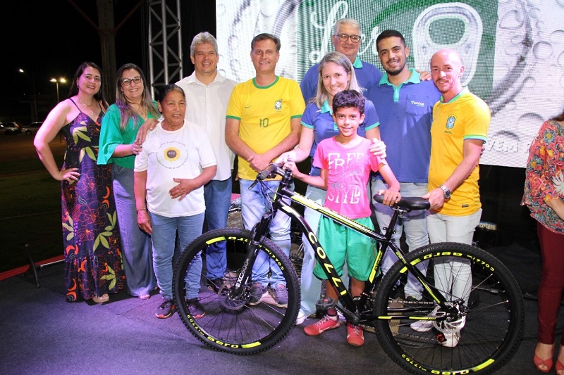 Sicoob Coopacredi Faz Doação De Bicicletas Para Projetos Da Prefeitura