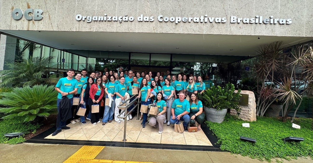 Evento reuniu cooperados e educadores para visitas e troca de experiências com foco no fortalecimento do cooperativismo